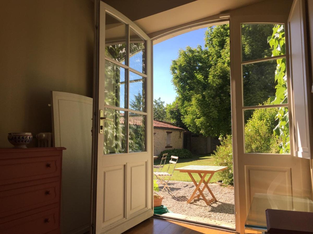 Bed and Breakfast La Madeleine La Jarrie Екстер'єр фото